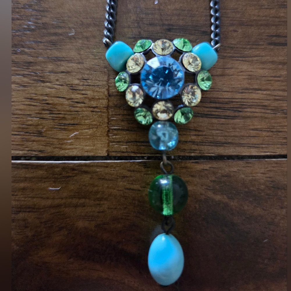 Konplott Elegant Turquoise and Green Pendant Necklace Like New